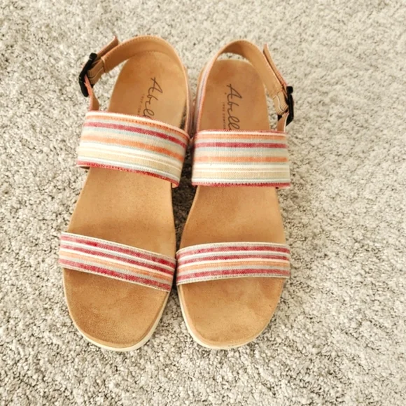 Abella Women's Multicolor Striped Wedge Sandals. Sz 8.5 - Picture 1 of 5